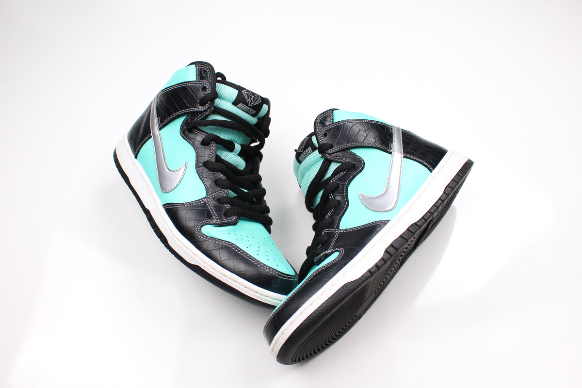 NIKESBHighDiamondTiffany_1200x