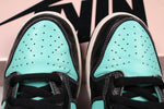 Nike SB Dunk Low "Diamond Tiffany"